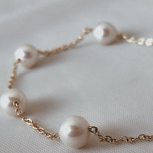 Load image into Gallery viewer, Angler Pearl Bracelet
