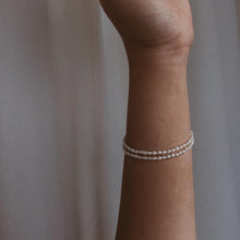 Load image into Gallery viewer, Interlace Pearl Bracelet
